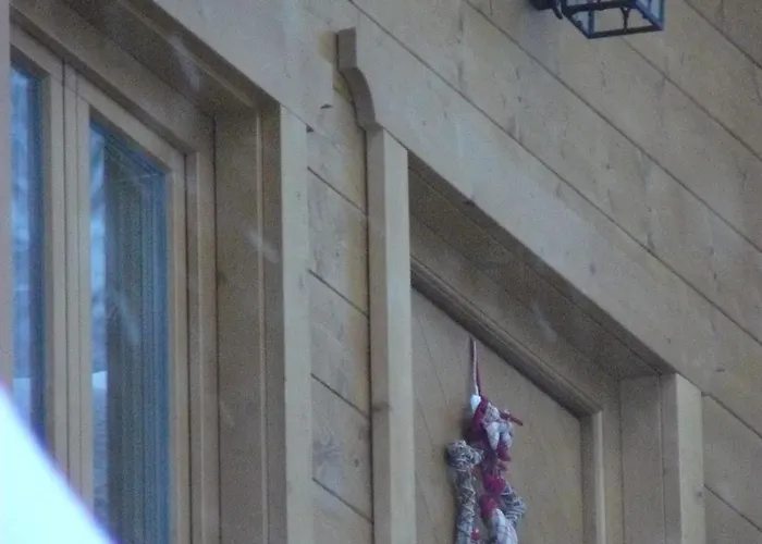 De La Poya 3* 발토우르넨체